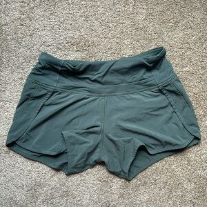 Lululemon Shorts Green size 2